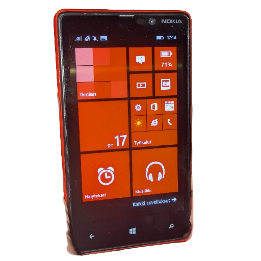 Nokia Lumia 820